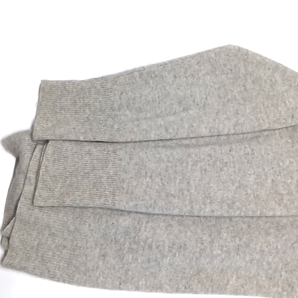 APT 9 Cashmere Argyle V neck Sweater - Picture 3 of 7